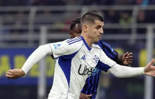 梅西迈阿密国际首秀献两球,贝克汉姆现场落泪